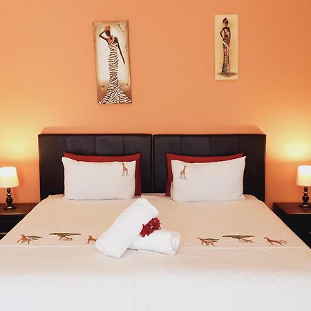 Capbon Guesthouse Windhoek Ngoại thất bức ảnh