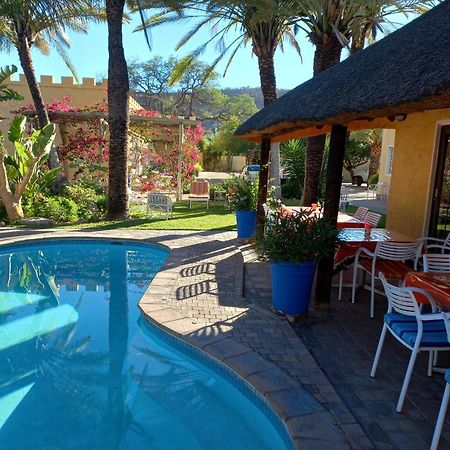 Capbon Guesthouse Windhoek Ngoại thất bức ảnh