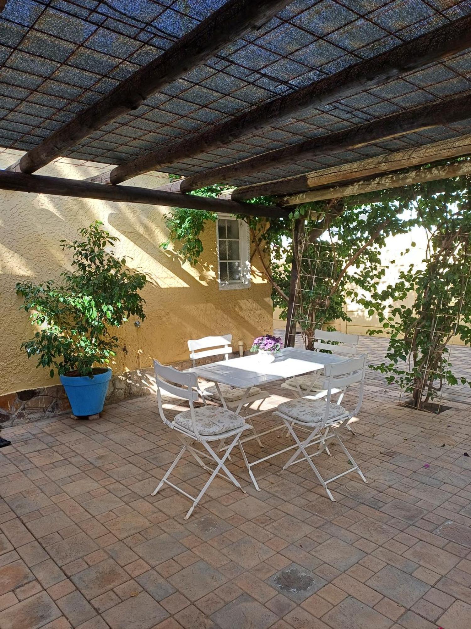 Capbon Guesthouse Windhoek Ngoại thất bức ảnh