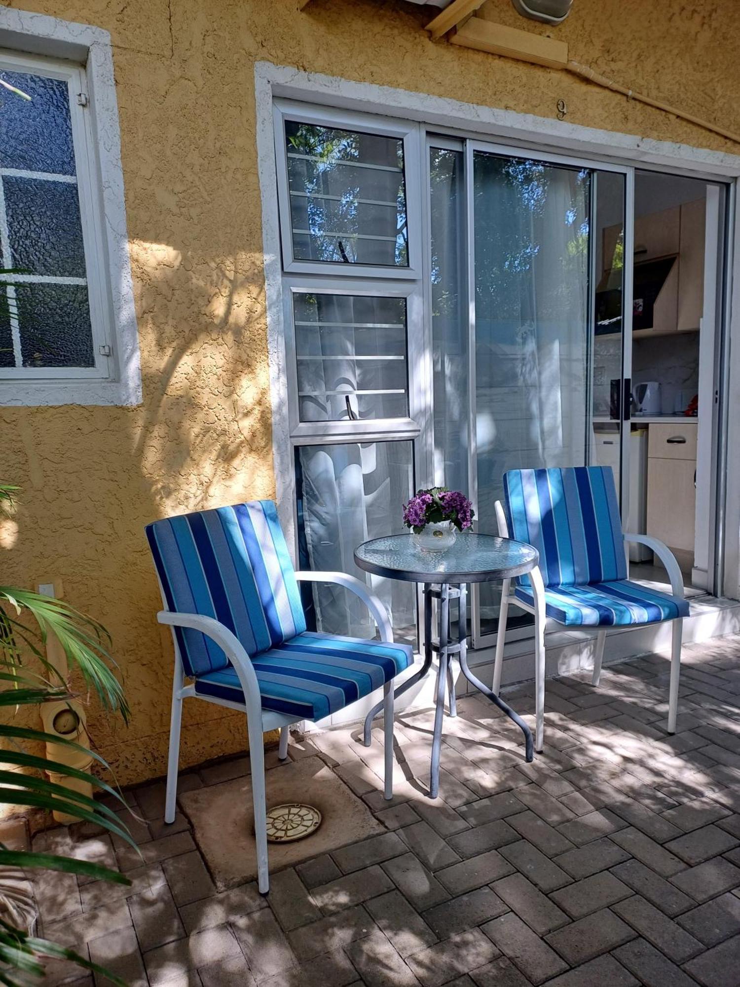 Capbon Guesthouse Windhoek Ngoại thất bức ảnh