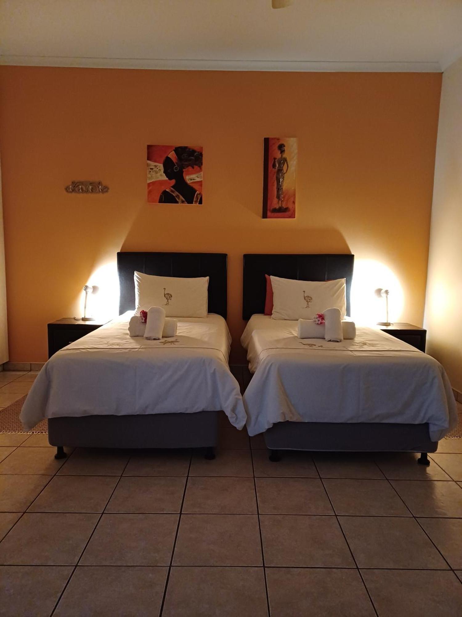 Capbon Guesthouse Windhoek Ngoại thất bức ảnh